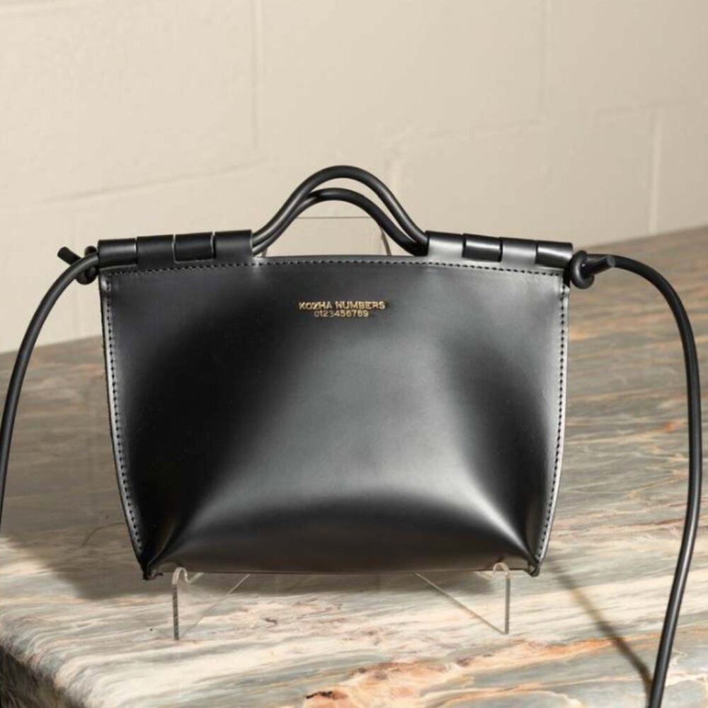 Info: Kozha Numbers Siesta Bag, brand new, perfect condition